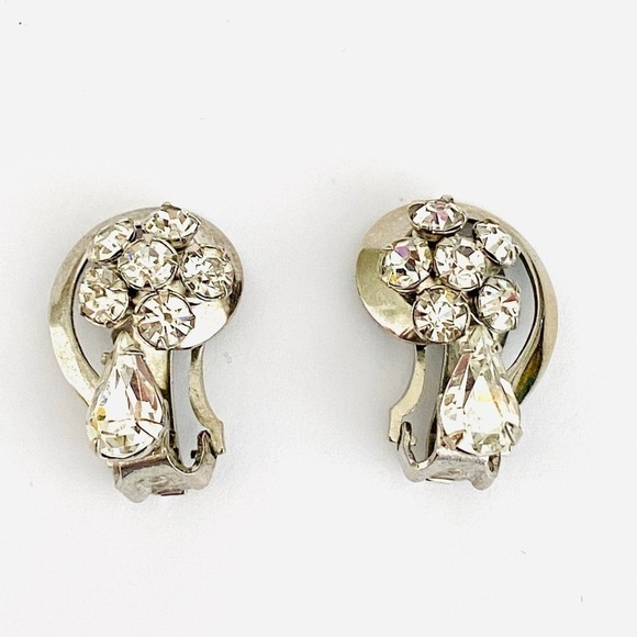 Vintage Clip Ons Earrings with Rhinestones - Picture 1 of 9